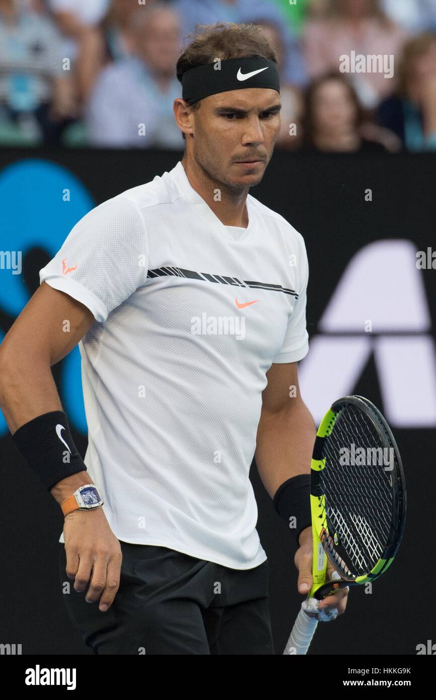 Melbourne, Australie. 29 janvier, 2017. Rafael Nadal d'Espagne réagit au  cours du dernier match du tournoi contre la Suisse de Roger Federer à l'Open  d'Australie de tennis à Melbourne, Australie, le 29