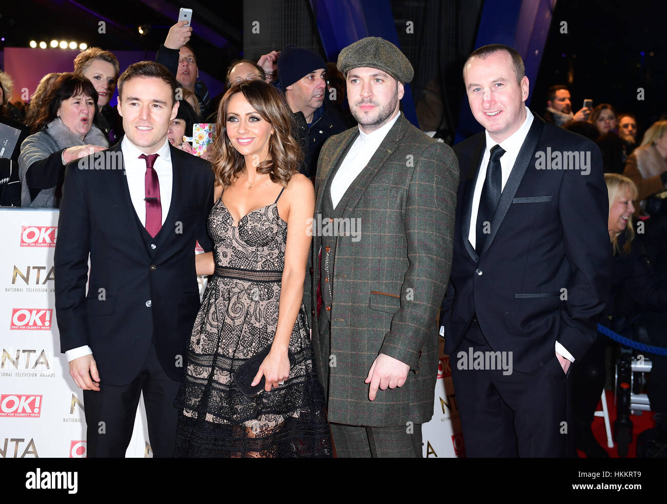 Alan Halsall, Samia Ghadie, Shayne Ward et Andrew Whyment arrivant à la National Television Awards 2017, tenu à l'O2 Arena, Londres. ASSOCIATION DE PRESSE Photo. Photo Date : 25 janvier, 2017. Voir PA Story SHOWBIZ NTAs. Crédit photo doit se lire : Ian West/PA Wire Banque D'Images