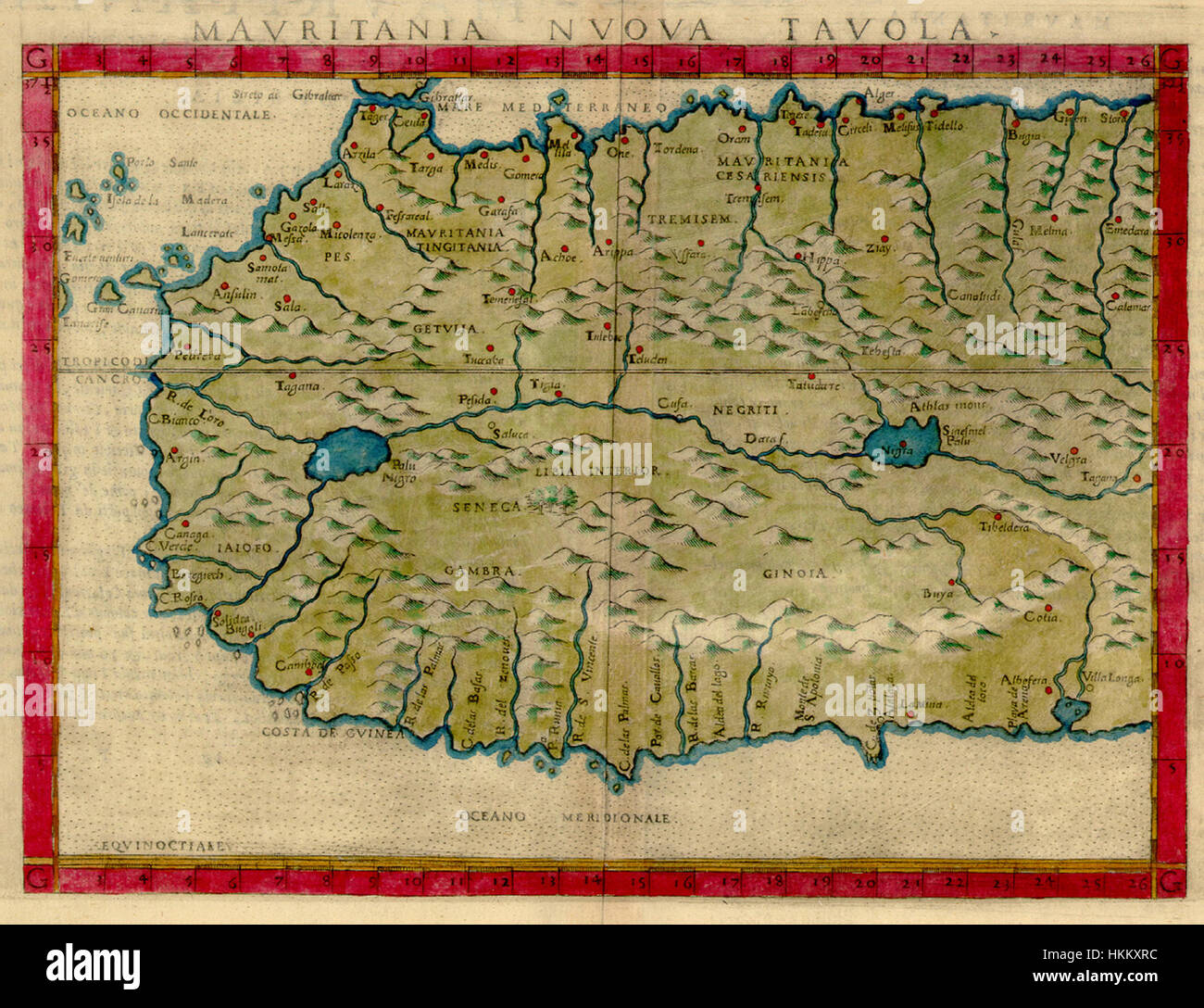 Cette carte de 1561 de l'Afrique de l'Ouest réalisée par Girolamo Ruscelli illustre la compréhension géographique du continent africain à la Renaissance. Il met en lumière les efforts d'exploration et de cartographie de l'époque, servant d'artefact historique clé dans l'étude de la géographie africaine primitive. Banque D'Images