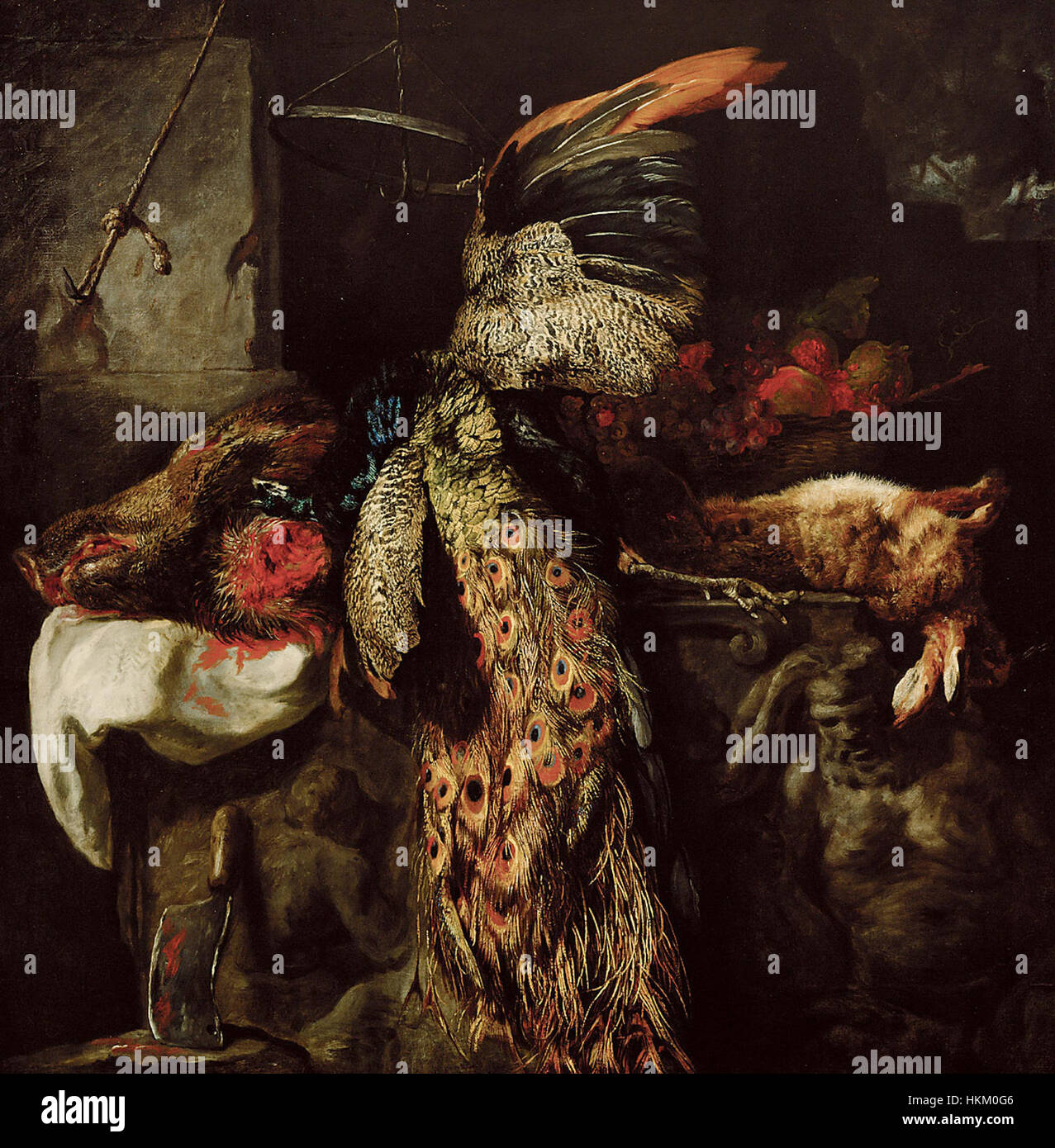 La peinture de Jan FYT représente une nature morte de gibier mort, avec un paon et une tête de porc. L’œuvre met en évidence l’habileté de FYT à décrire la texture et les détails dans la représentation des carcasses d’animaux et de la nature. Banque D'Images