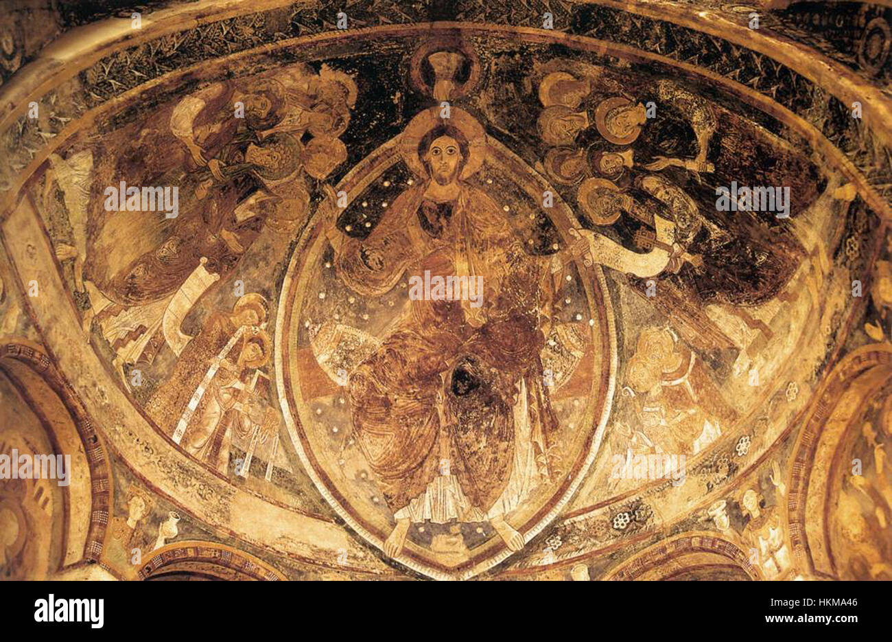 Cette peinture du XIe siècle, « Christ en Majesté », est une pièce religieuse emblématique attribuée à des peintres inconnus. L'œuvre représente le Christ dans une posture majestueuse et divine, communément trouvée dans les religieux médiévaux Il met en lumière les thèmes spirituels et artistiques de son époque. Banque D'Images