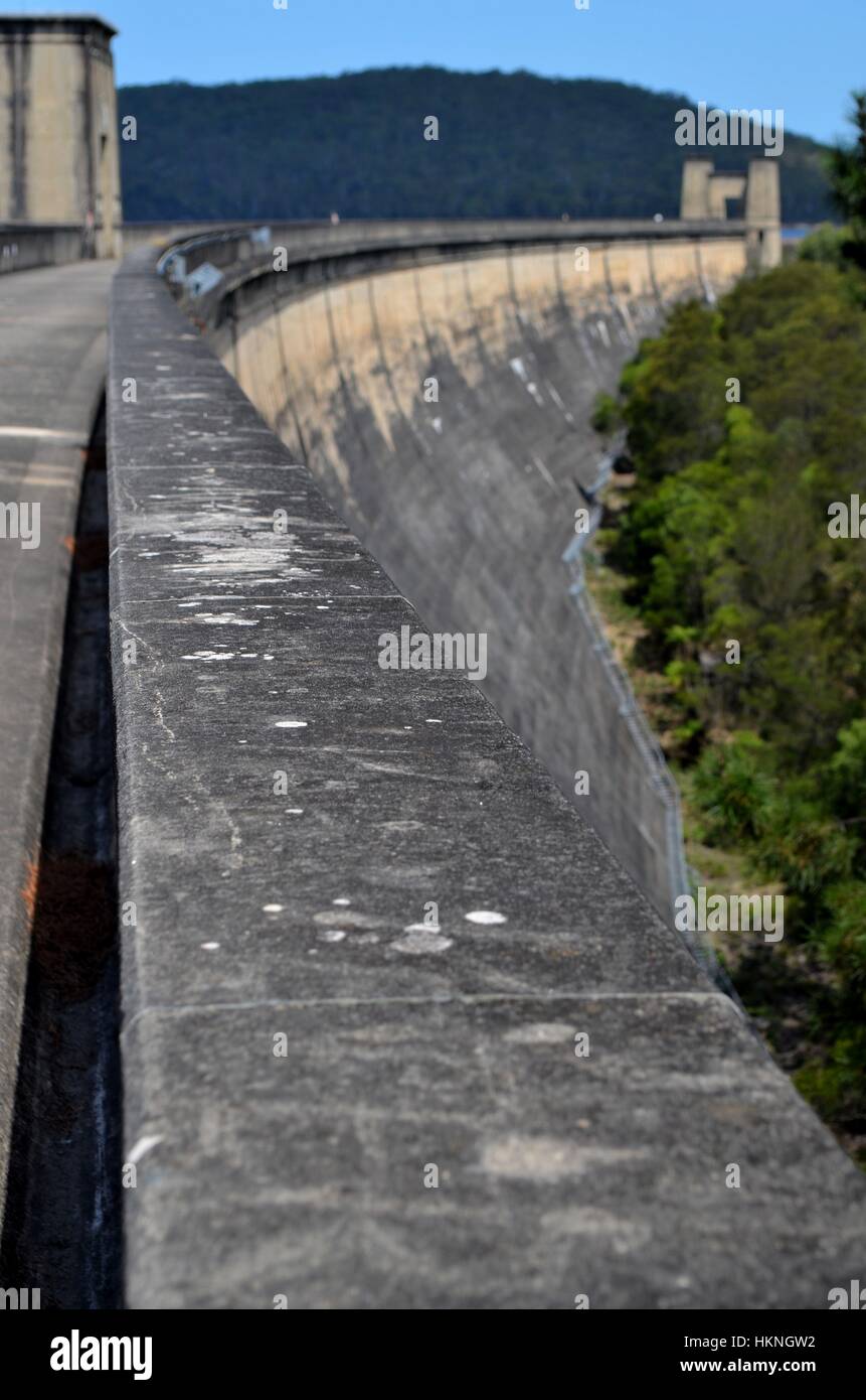 Panneaux mur de barrage en grès Banque D'Images