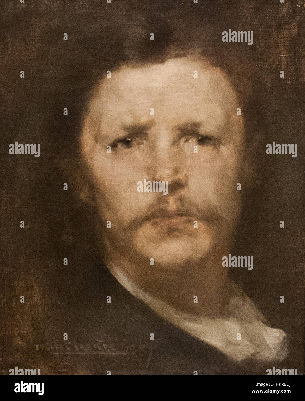 Dans cet autoportrait de carrière, l’artiste propose une exploration puissante de l’identité personnelle par l’utilisation subtile de la lumière et de l’ombre. La palette de couleurs discrètes et les tons sombres évoquent l'introspection, reflétant le style caractéristique de carrière de profondeur psychologique et d'expression tranquille dans les portraits. Banque D'Images