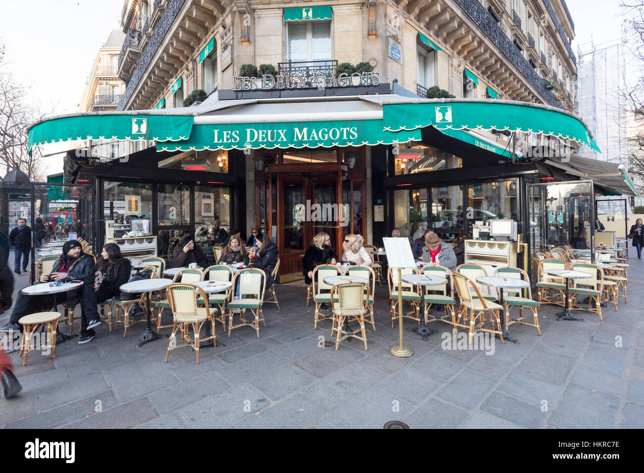Les Deux Magots, café restaurant, Paris, France Banque D'Images