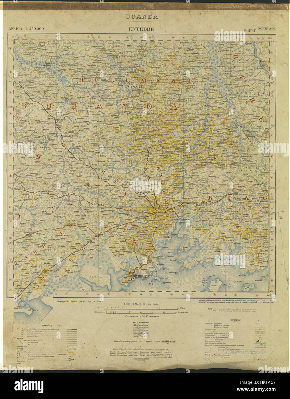 Le tableau intitulé « Entebbe » de l’Ouganda représente la richesse culturelle et l’histoire de la région. Cette peinture à l'huile vintage capture l'essence du patrimoine africain, avec des couleurs vibrantes et des détails complexes reflétant le lien de l'artiste avec la culture ougandaise. Banque D'Images