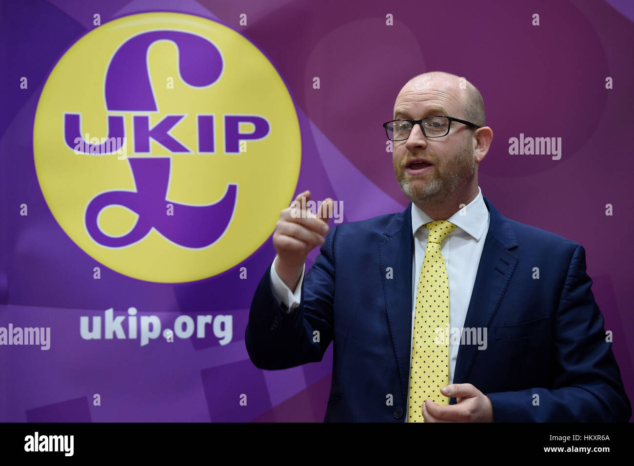Chef du parti UKIP et Stoke-on-Trent, candidat à l'élection partielle du Centre Paul Nuttall offrant un important discours de politique de santé à la North Stafford Hotel à Stoke-on-Trent. Banque D'Images