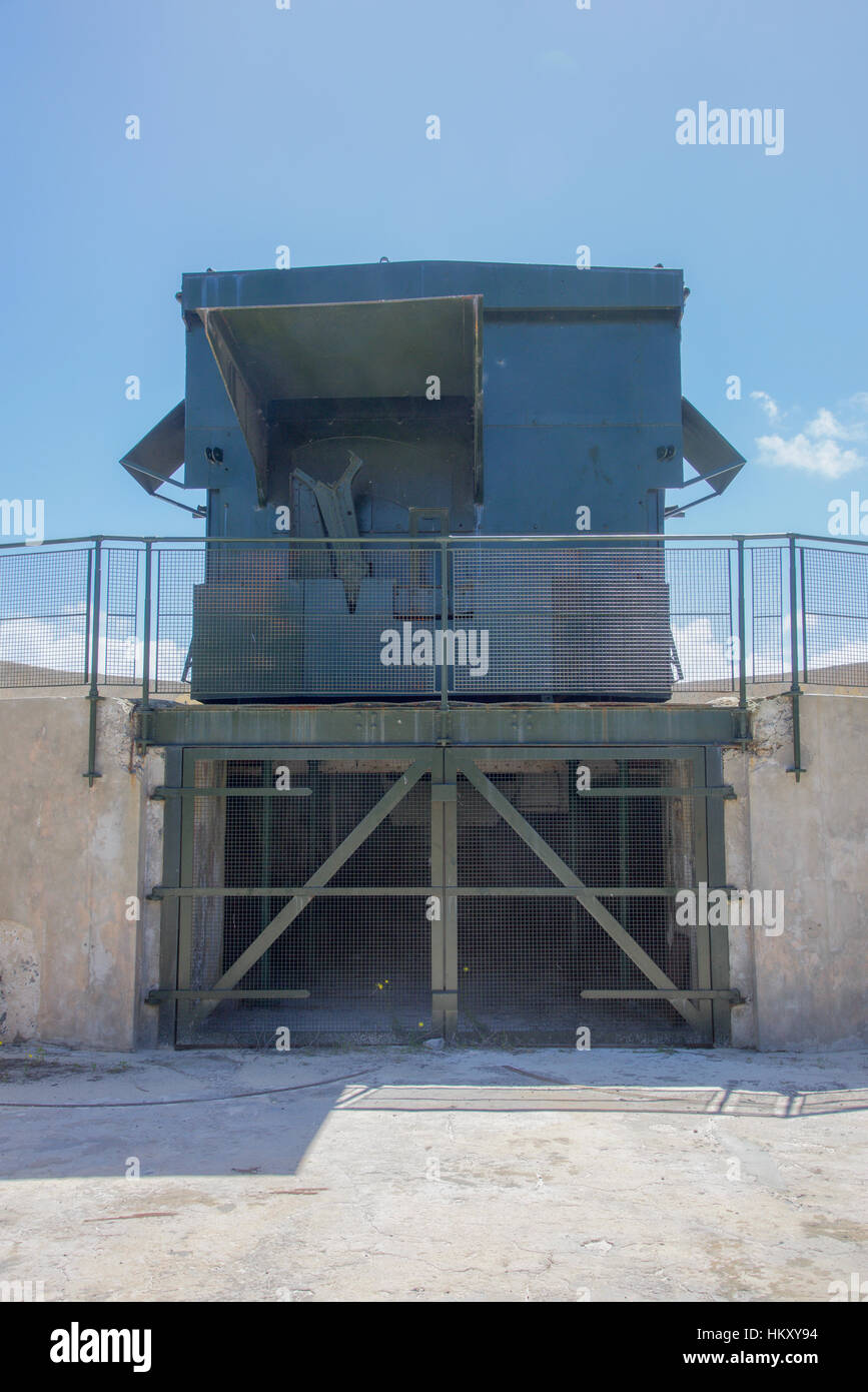 Vue arrière du H1 Canon restauré sur l'affichage à l'Oliver Hill au Rottnest Island en Australie occidentale. Banque D'Images