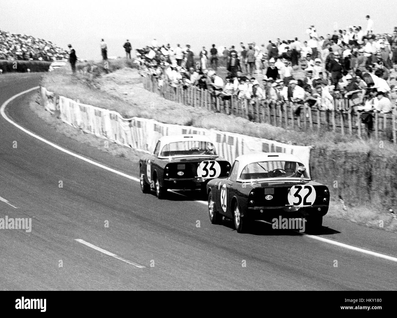 1962 dnf irlandais Paddy Hopkirk Peter Harper GO 15e Sunbeam Alpine Le Mans 24 Heures -GG Banque D'Images
