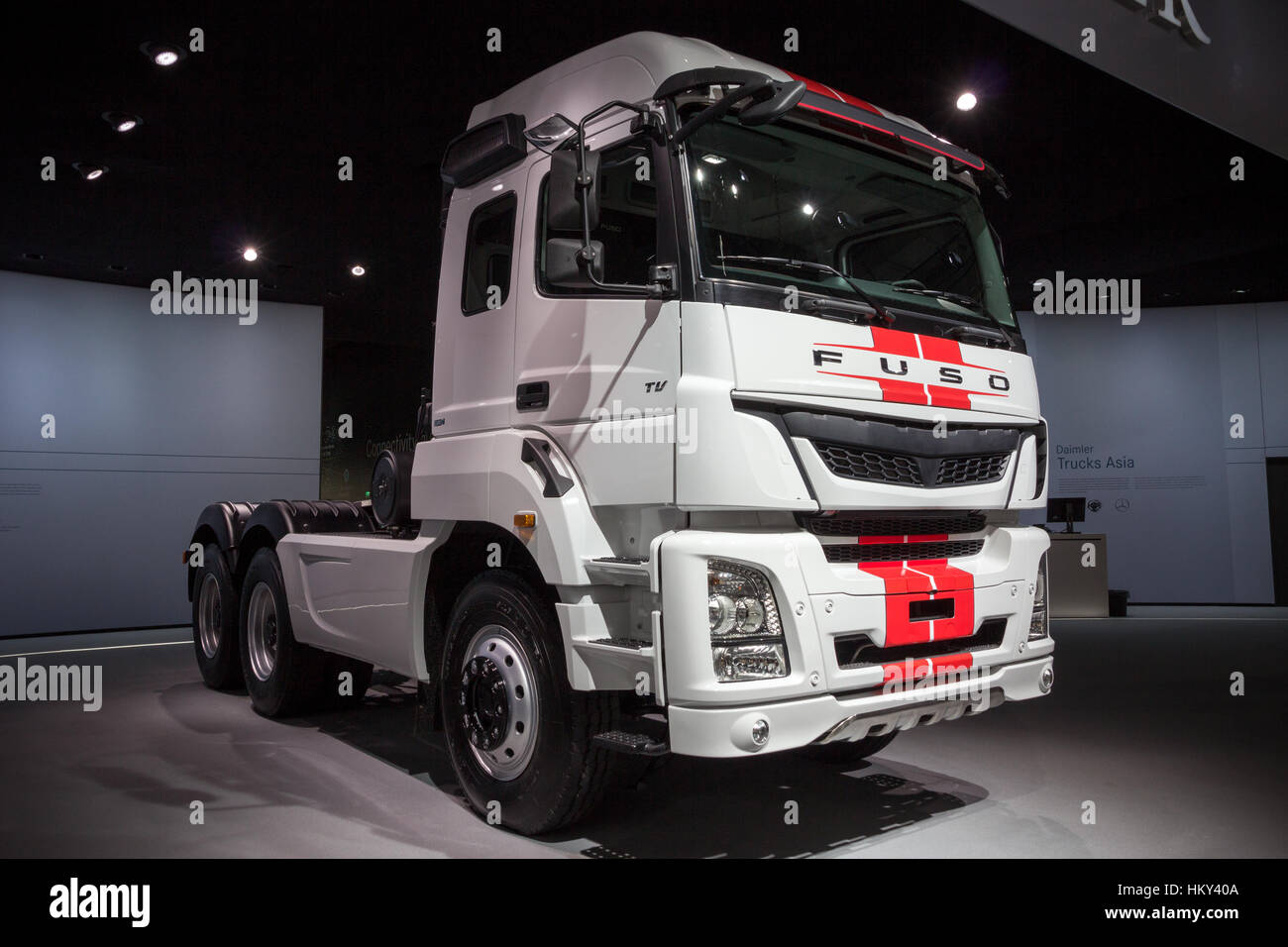 Hanovre, Allemagne - Sep 21, 2016 : Mitsubishi Fuso plat chariot sur l'affichage à l'International Motor Show pour les véhicules commerciaux. Banque D'Images