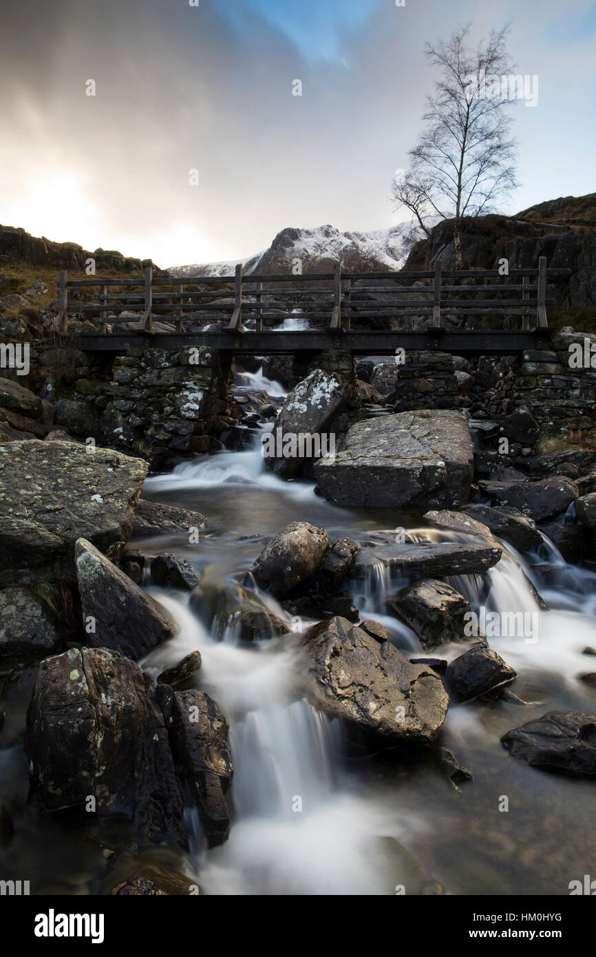 Photographie par © Jamie Callister. Idwal Falls, parc national de Snowdonia, Gwynedd, au nord du Pays de Galles, 28 janvier 2017. Banque D'Images