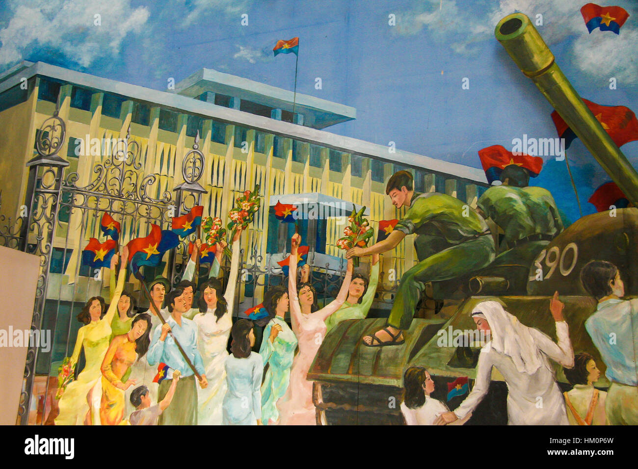 La peinture dans le Palais de l'indépendance à Ho Chi Minh City, Vietnam, représentant la "libération" de Saigon par les Vietcongs. Banque D'Images
