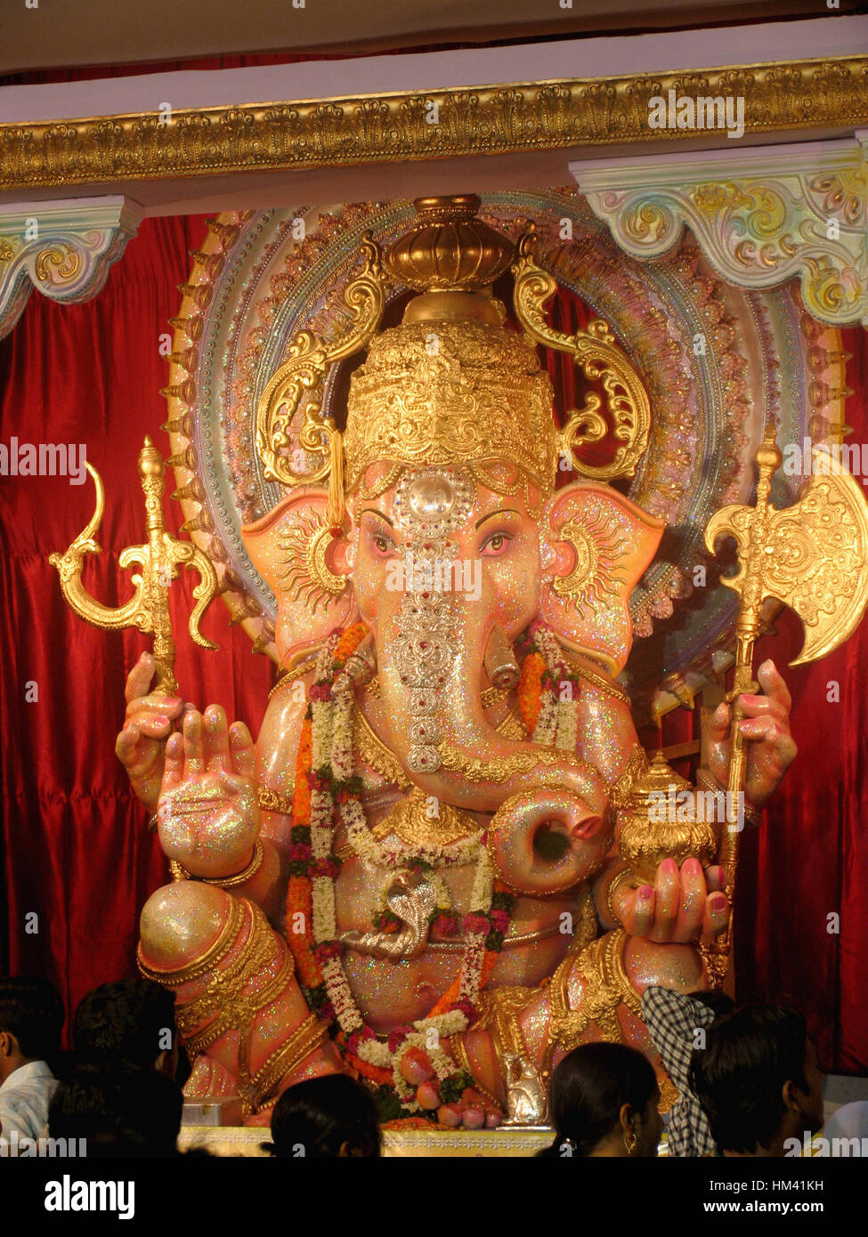 Statue de Seigneur Ganesh vénérée dans le Maharashtra au cours de Ganesh festival. Banque D'Images