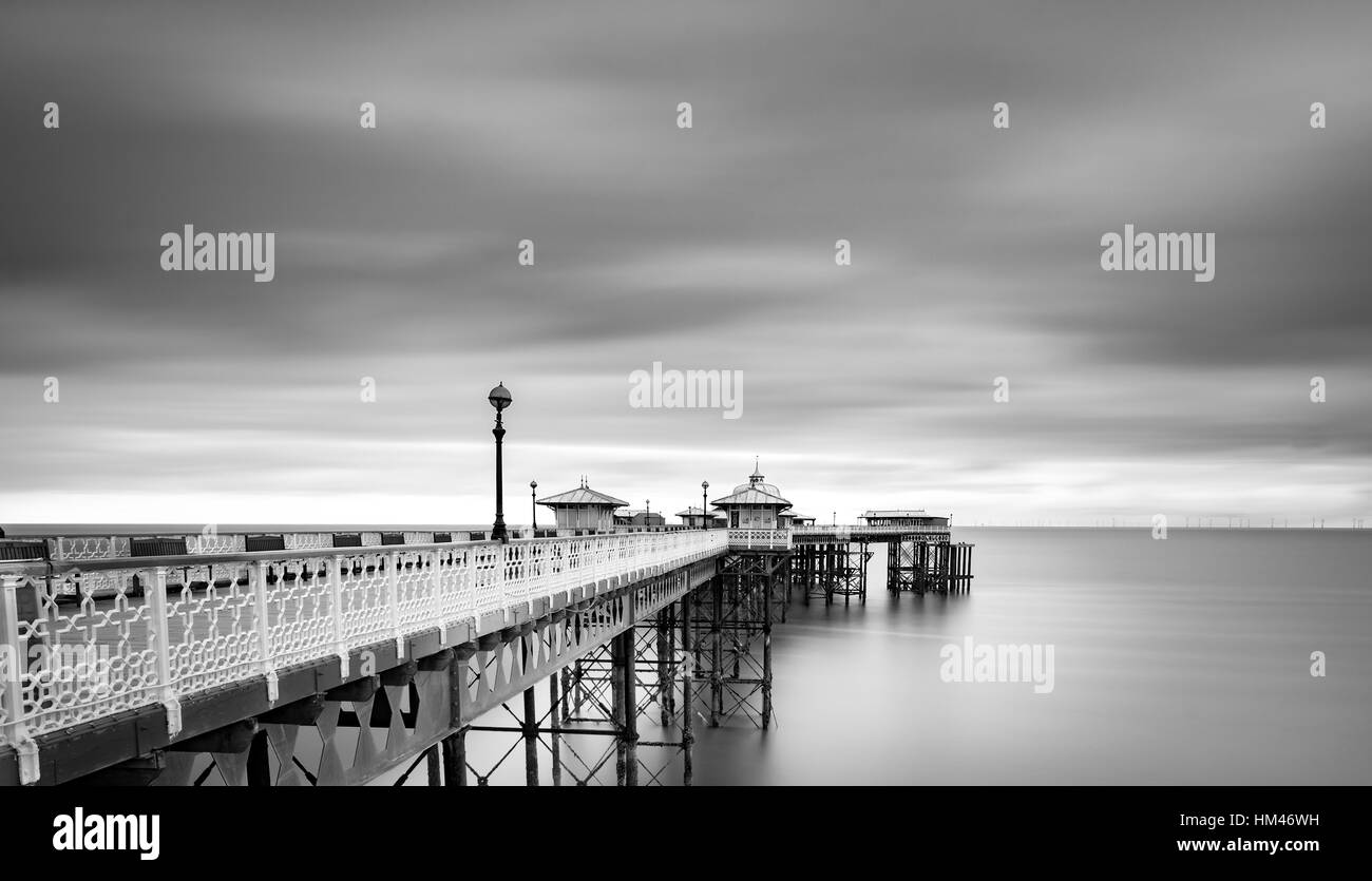 Jetée de Llandudno est une jetée dans la station balnéaire de Llandudno, sur la côte du nord du Pays de Galles entre Bangor et 2 295 pieds de longueur de Colwyn Bay Banque D'Images