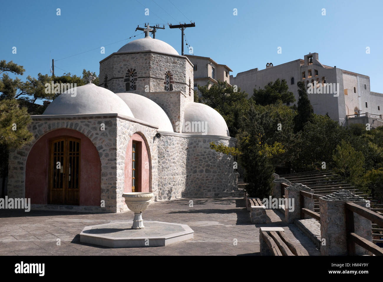 Chapelle dans le monastère de Profitis Ilias, Santorini, Grèce Banque D'Images