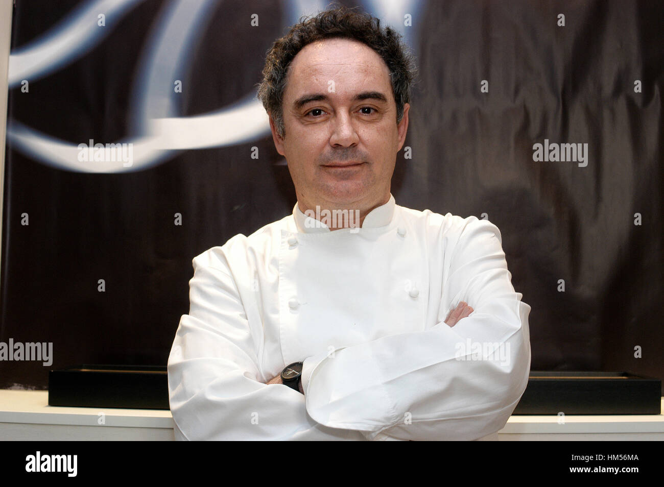 Ferran Adrià Acosta est un chef Catalan Né le 14 mai 1962 à l'Hospitalet de Llobregat (Barcelone, Catalogne). Il était le chef de la 'El Bulli' Banque D'Images