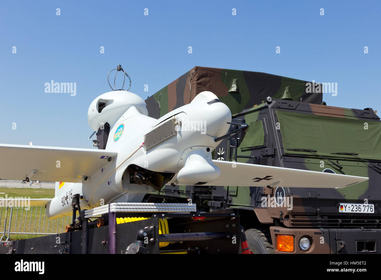 BERLIN, ALLEMAGNE - le 22 mai : drone EMT Luna X-2000 de la Force aérienne de l'Allemagne à l'Exposition internationale de l'aérospatiale ILA Le 22 mai, 2 Banque D'Images