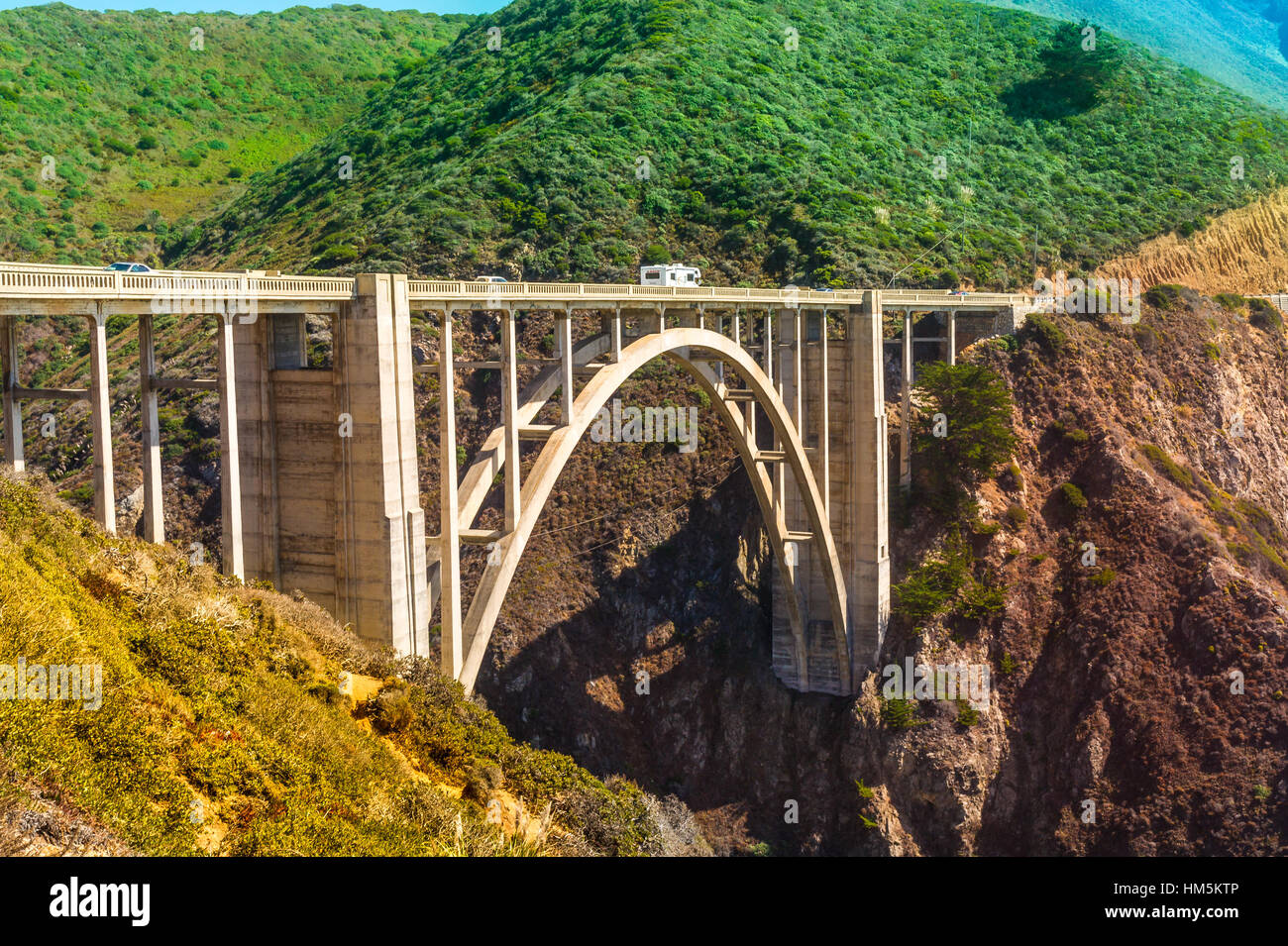 Bixby Creek Bridge sur la Pacific Coast Highway # 1 à la côte ouest des États-Unis du sud de Los Angeles, Big Sur, Californie Banque D'Images