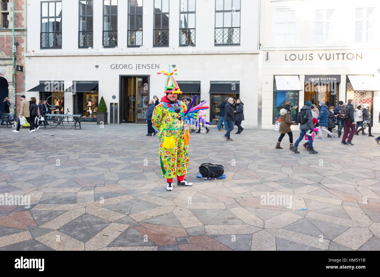 Vendeur de ballons clown sur StrØget, Copenhague, Danemark Banque D'Images