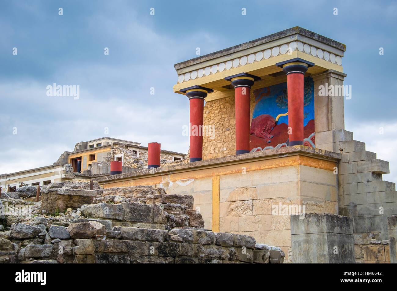 L'entrée nord du Palais avec bull charge fresque de Cnossos en Crète, Grèce Banque D'Images