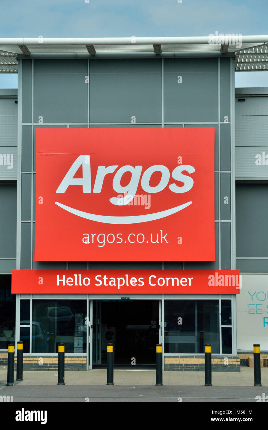 Argos store de Staples Corner Retail Park, Londres, UK Banque D'Images