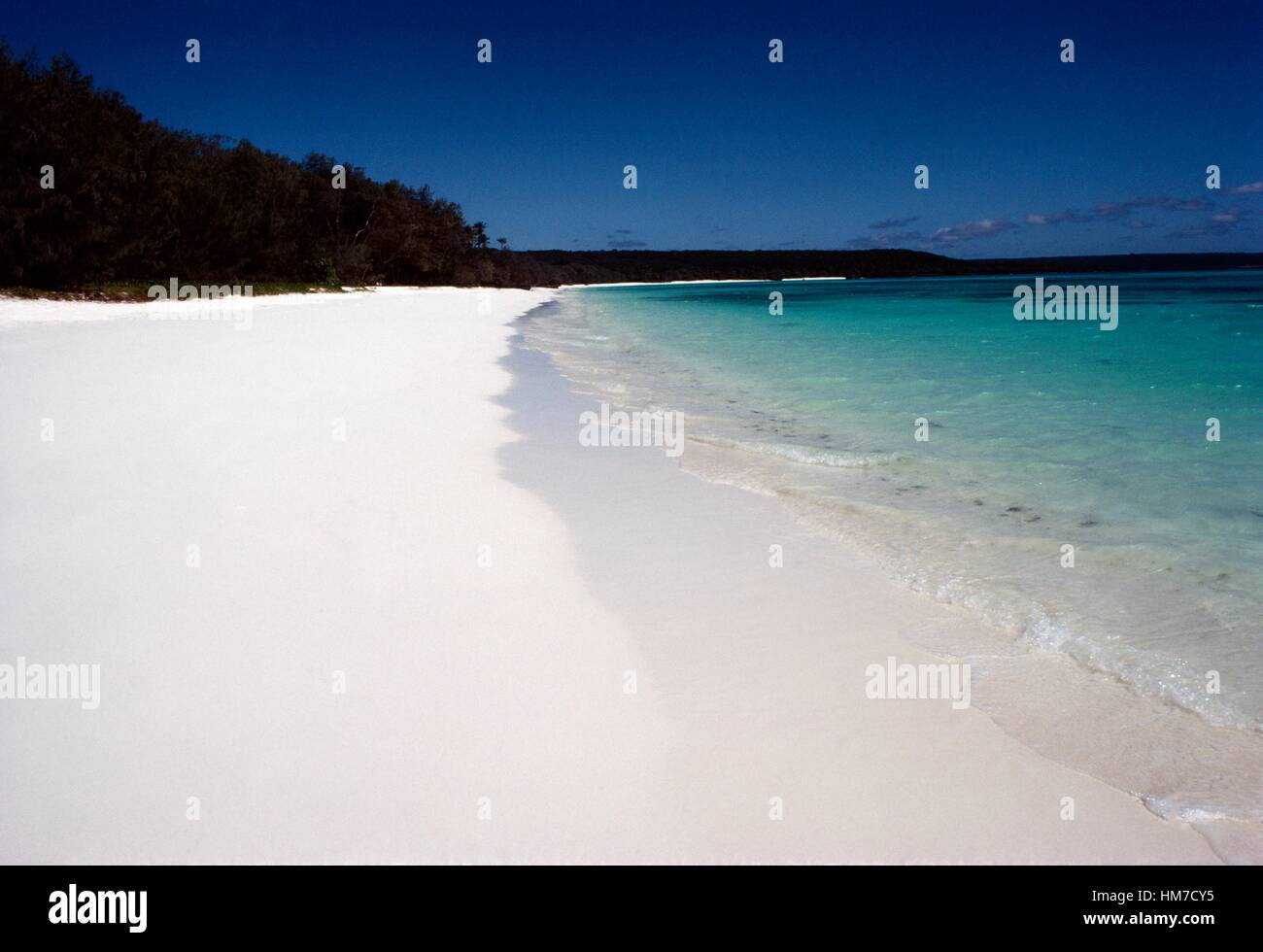 Doueoulou beach, Lifou, îles Loyauté, Nouvelle-Calédonie, territoire d'outre-mer de la République française. Banque D'Images