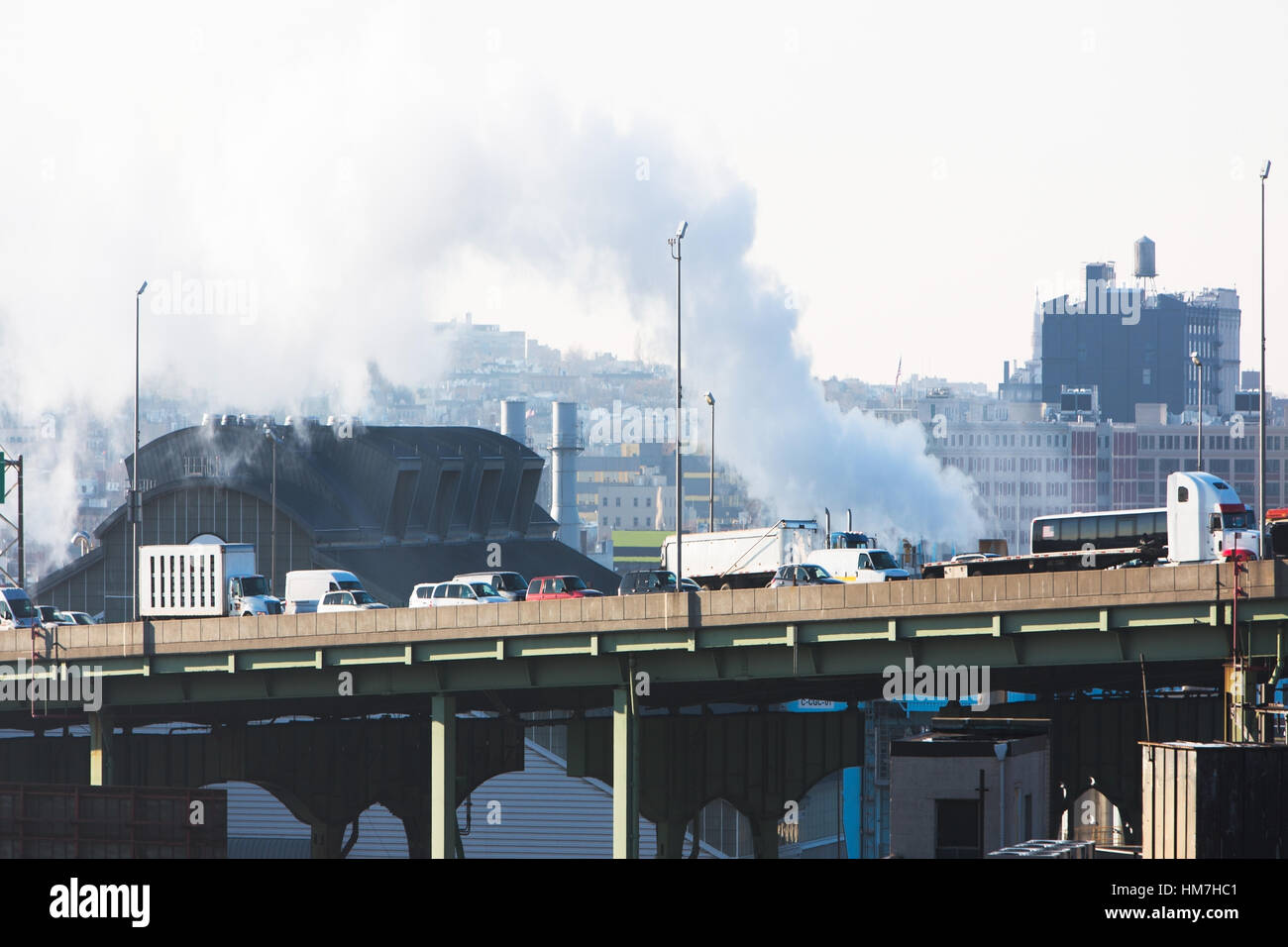 USA, New York, New York City, plus de fumée bridge Banque D'Images