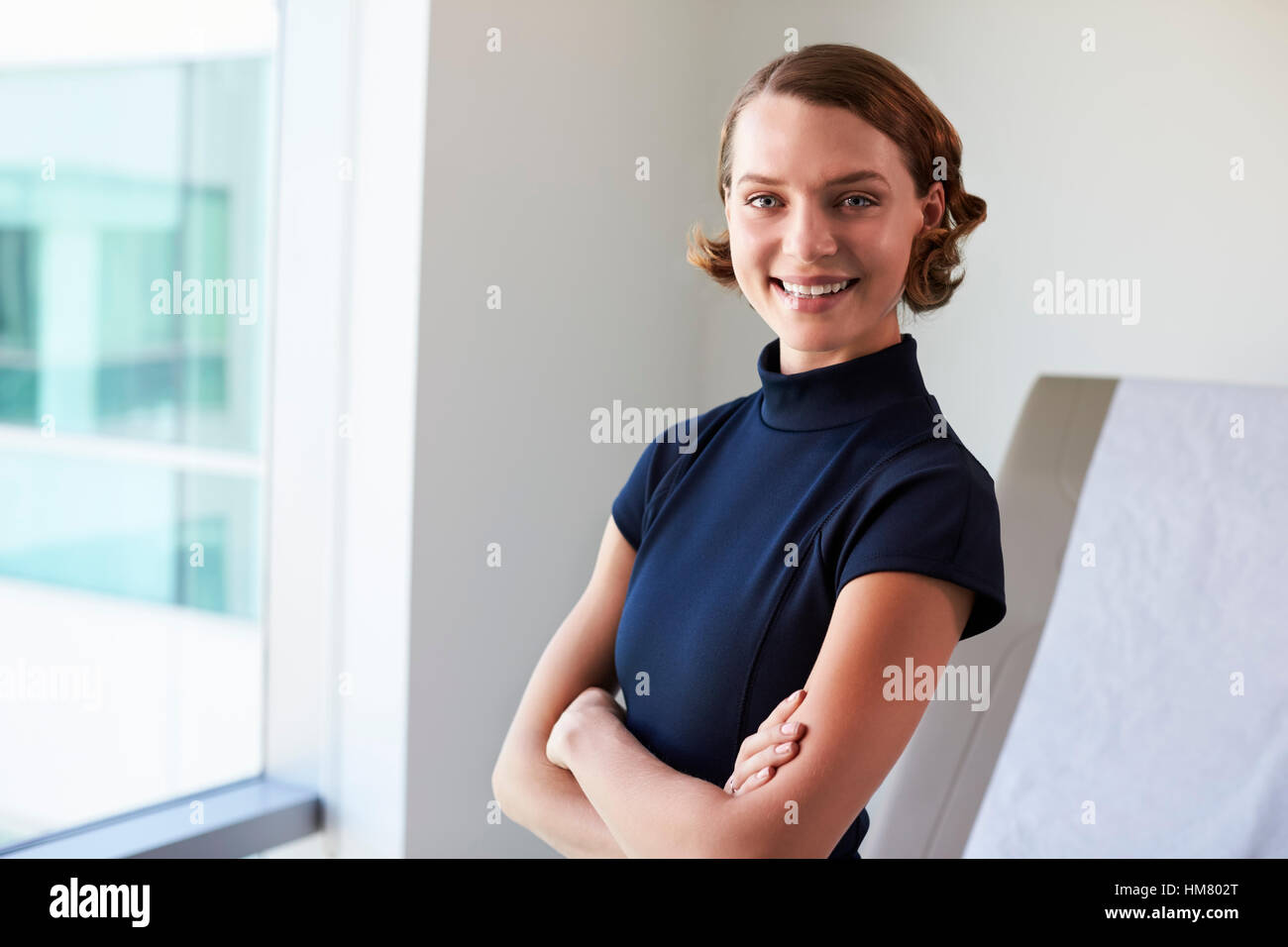 Portrait de femme médecin dans la salle d'examen Banque D'Images