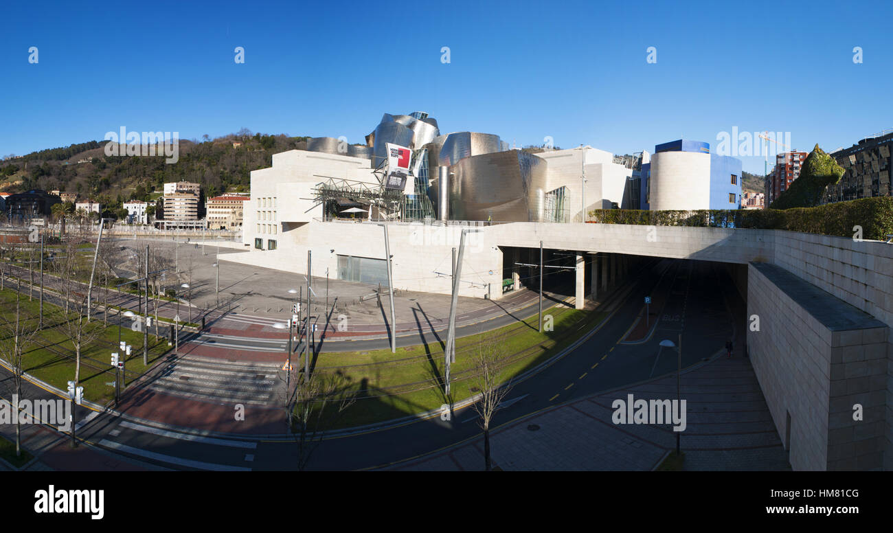 Pays Basque, Espagne : Musée Guggenheim de Bilbao, le musée d'art moderne et contemporain, conçu par l'architecte Frank Gehry Banque D'Images