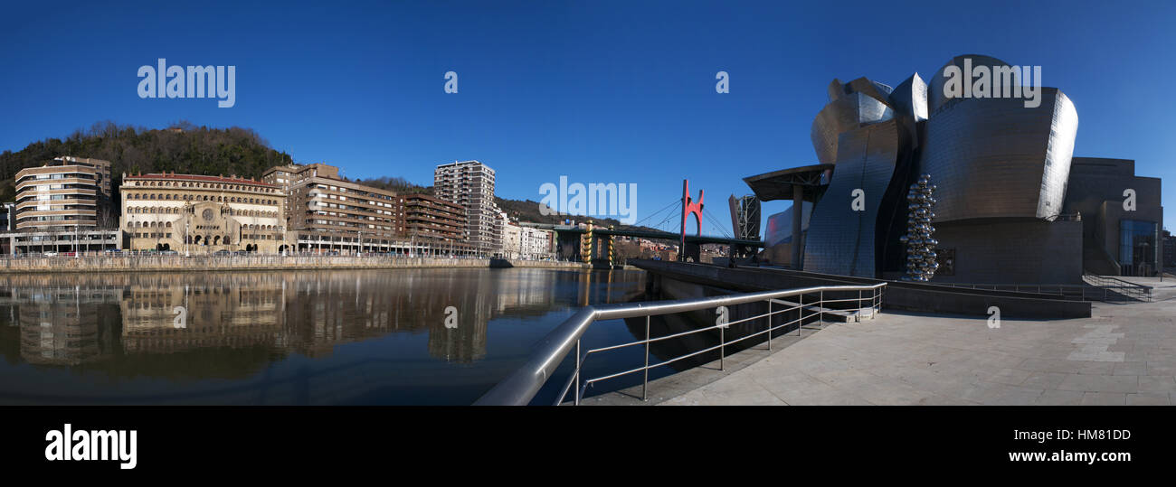 Pays Basque, Espagne : Musée Guggenheim de Bilbao, le musée d'art moderne et contemporain, conçu par l'architecte Frank Gehry Banque D'Images