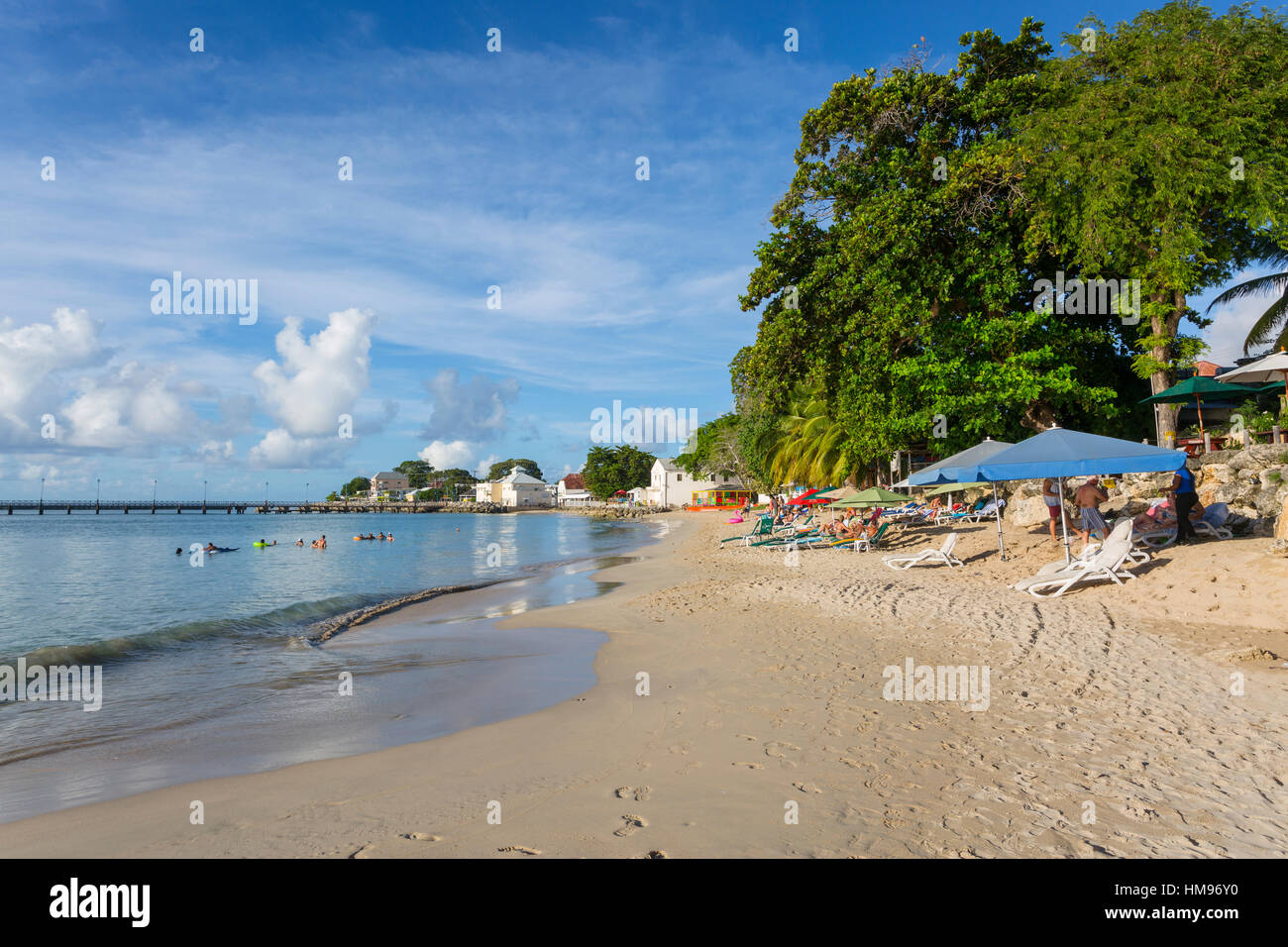 La plage, Speightstown, Saint Pierre, la Barbade, Antilles, Caraïbes, Amérique Centrale Banque D'Images
