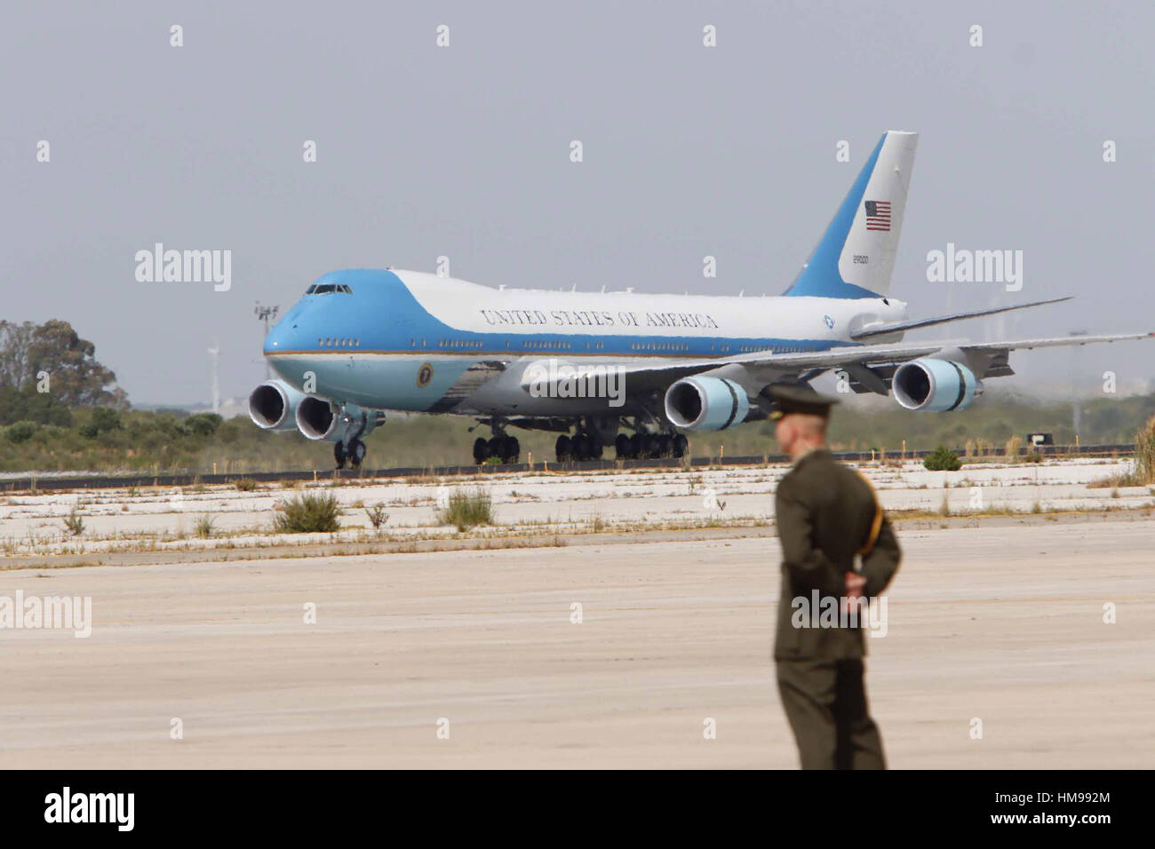 Air Force One arrivent à la station navale de Rota, à Rota, en Espagne, le dimanche 10 juillet, 2016. Banque D'Images