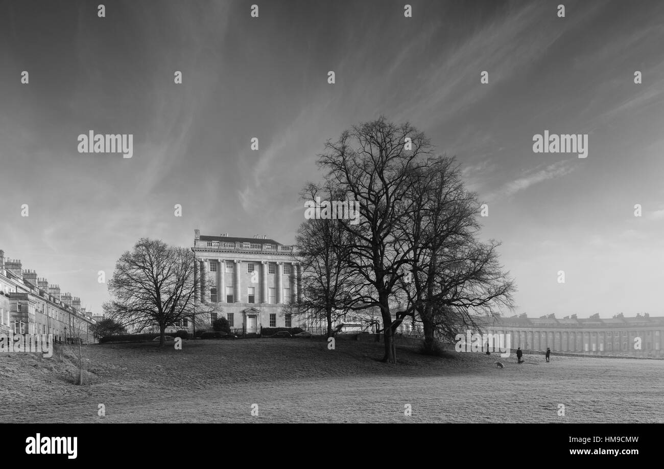 Le Royal Crescent, Bath sur un matin d'hiver glacial Banque D'Images