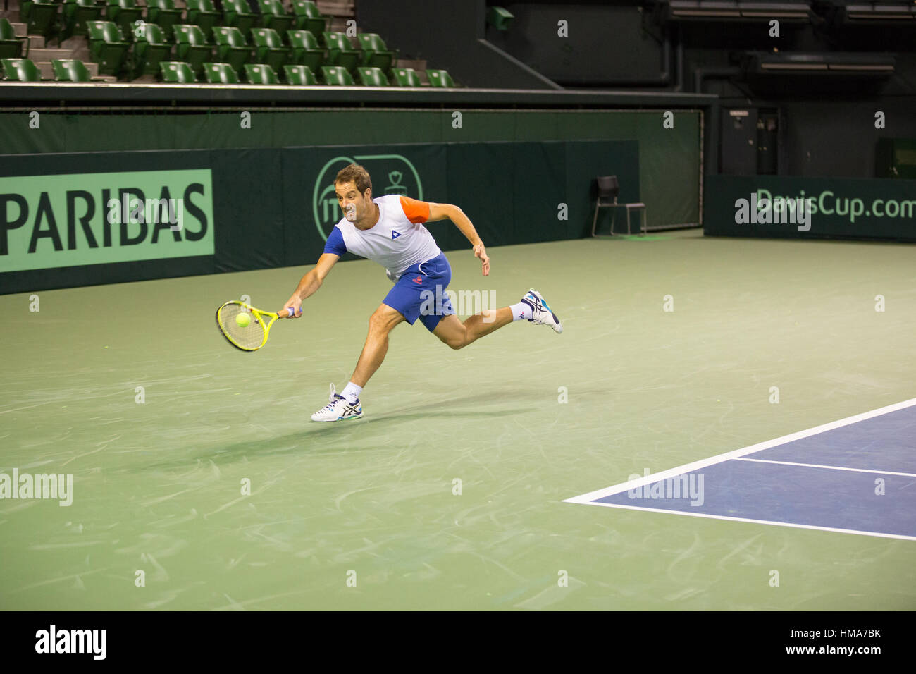 Coupe Davis 2017 Tennis : session pratique à Tokyo Ariake Colosseum sur 31-01-2017 - 1er tour : Japon / France - Richard Gasquet (FRA) en action pendant une session de formation pour l'équipe de France Banque D'Images