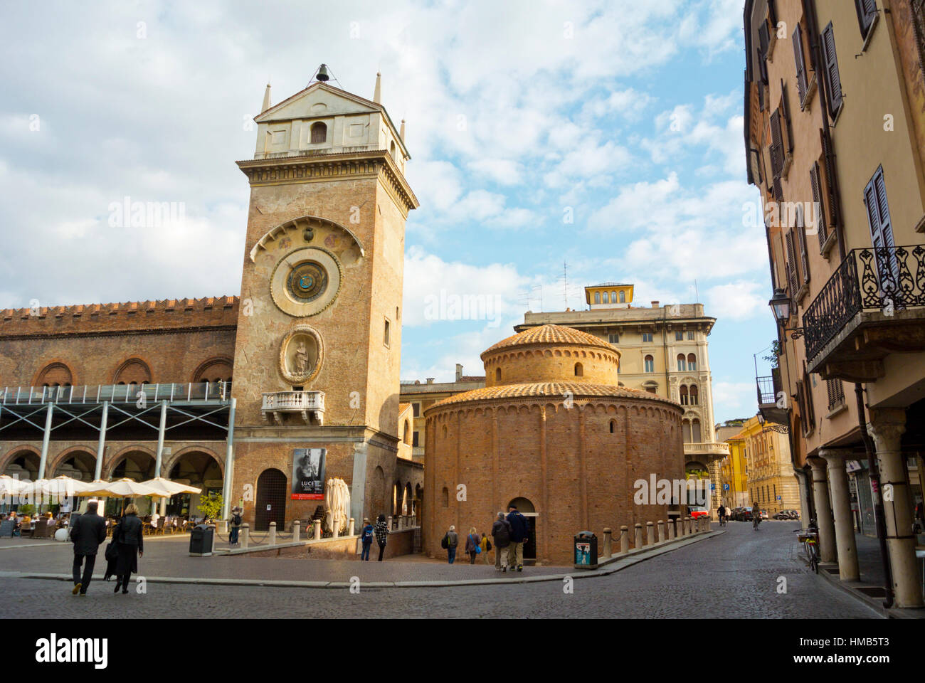 Palazzo della Ragione Torre dell Orologio et Rotonda di San