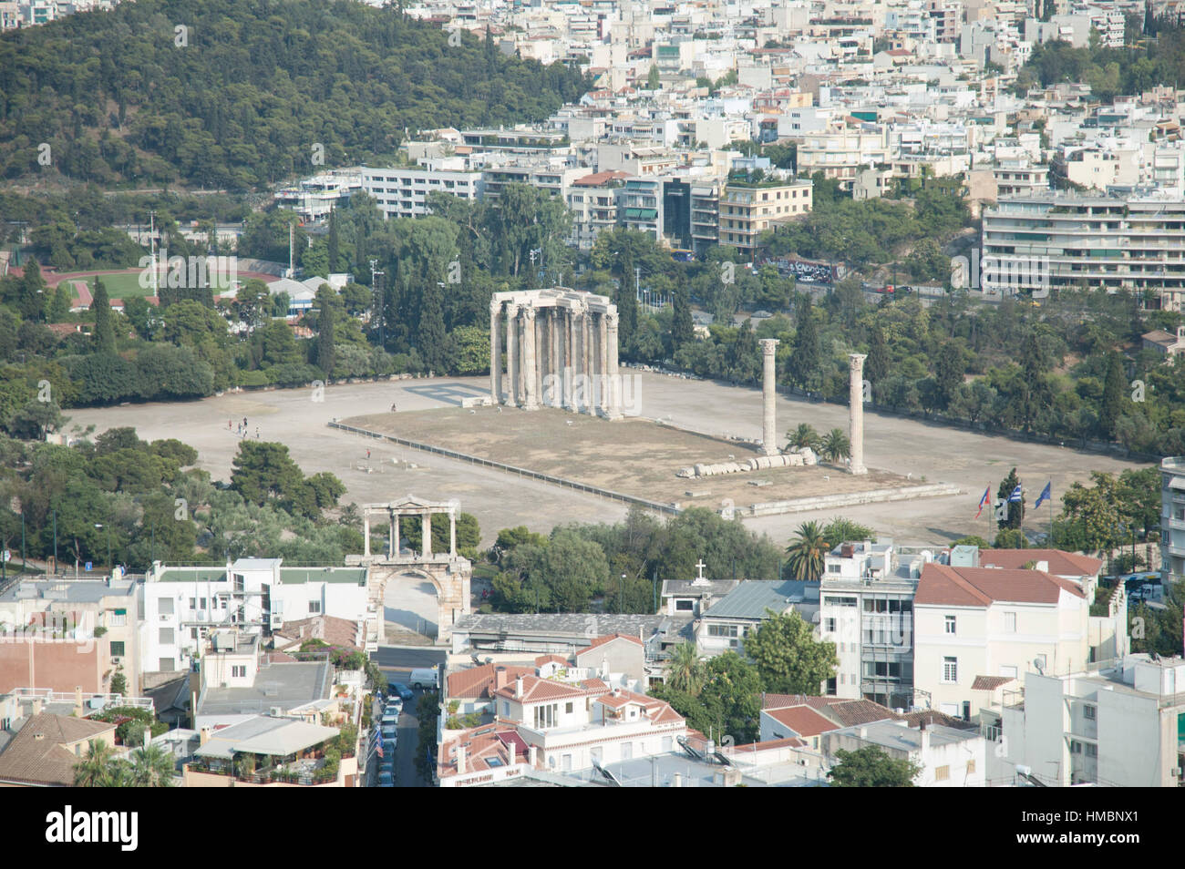 Vue d'Athènes et le Temple de Zeus Olympien comme vu de l'Acropole, Grèce, Europe Banque D'Images