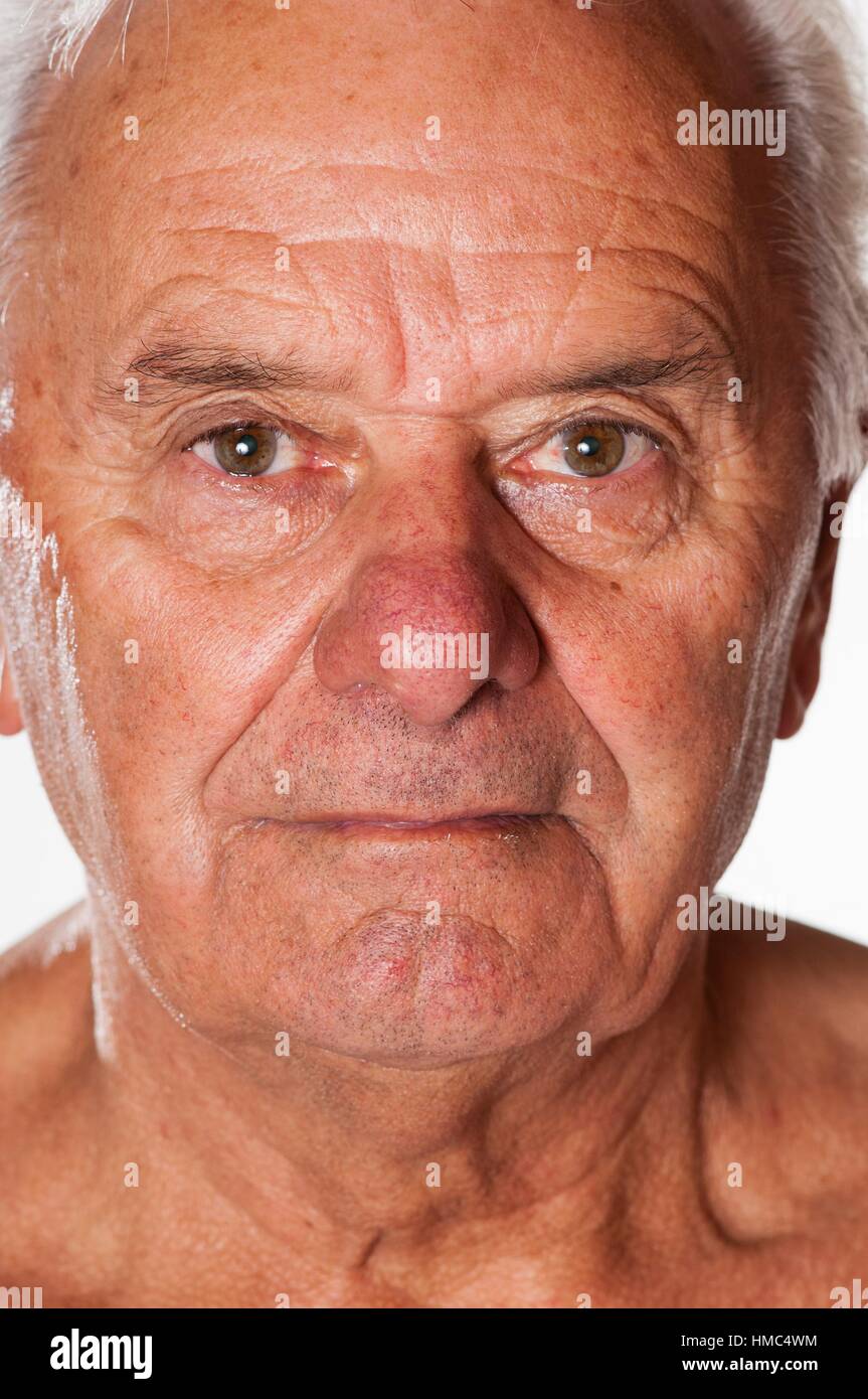 gros plan de lhomme de peau macro epidermis photo thinkstock visage d un vieil homme 224 la peau tann 233 e banque d images photo stock 133032976 alamy gros plan de lhomme de peau macro epidermis photo thinkstock visage d un vieil homme 224 la peau tann 233 e banque d images photo stock 133032976 alamy