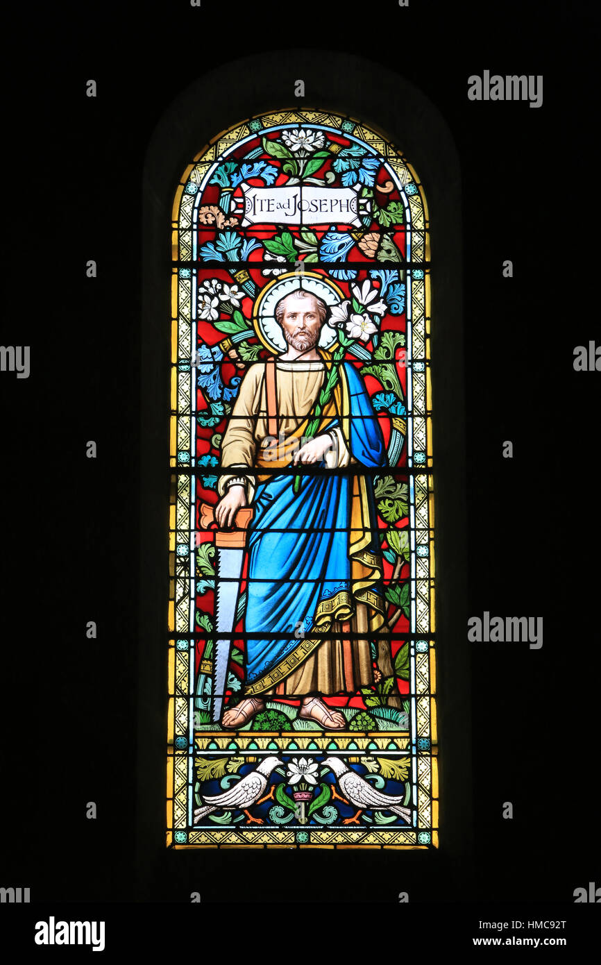 Saint-Joseph. Eglise Notre-Dame d'Aix-les-Bains. Aix-les-Bains. La France. Banque D'Images Saint-Joseph. Eglise Notre-Dame d'Aix-les-Bains. Aix-les-Bains. La France. Banque D'Images