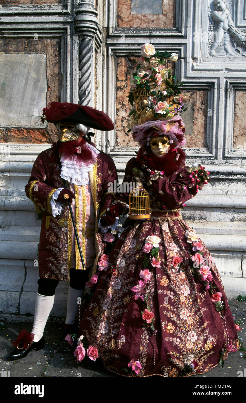 Costumes au carnaval de Venise, Vénétie, Italie. Banque D'Images