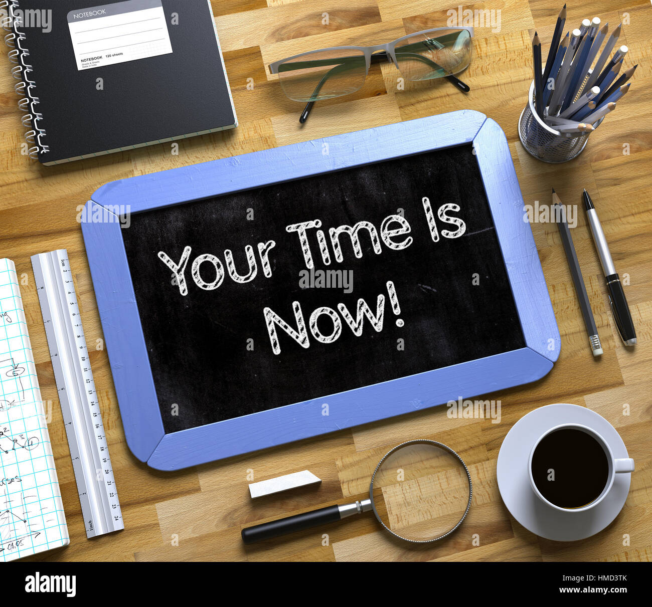 Votre temps est maintenant - Petit bleu ardoise avec texte dessiné à la main et à la papeterie sur Office 24. Vue d'en haut. Le Rendu 3d. Banque D'Images