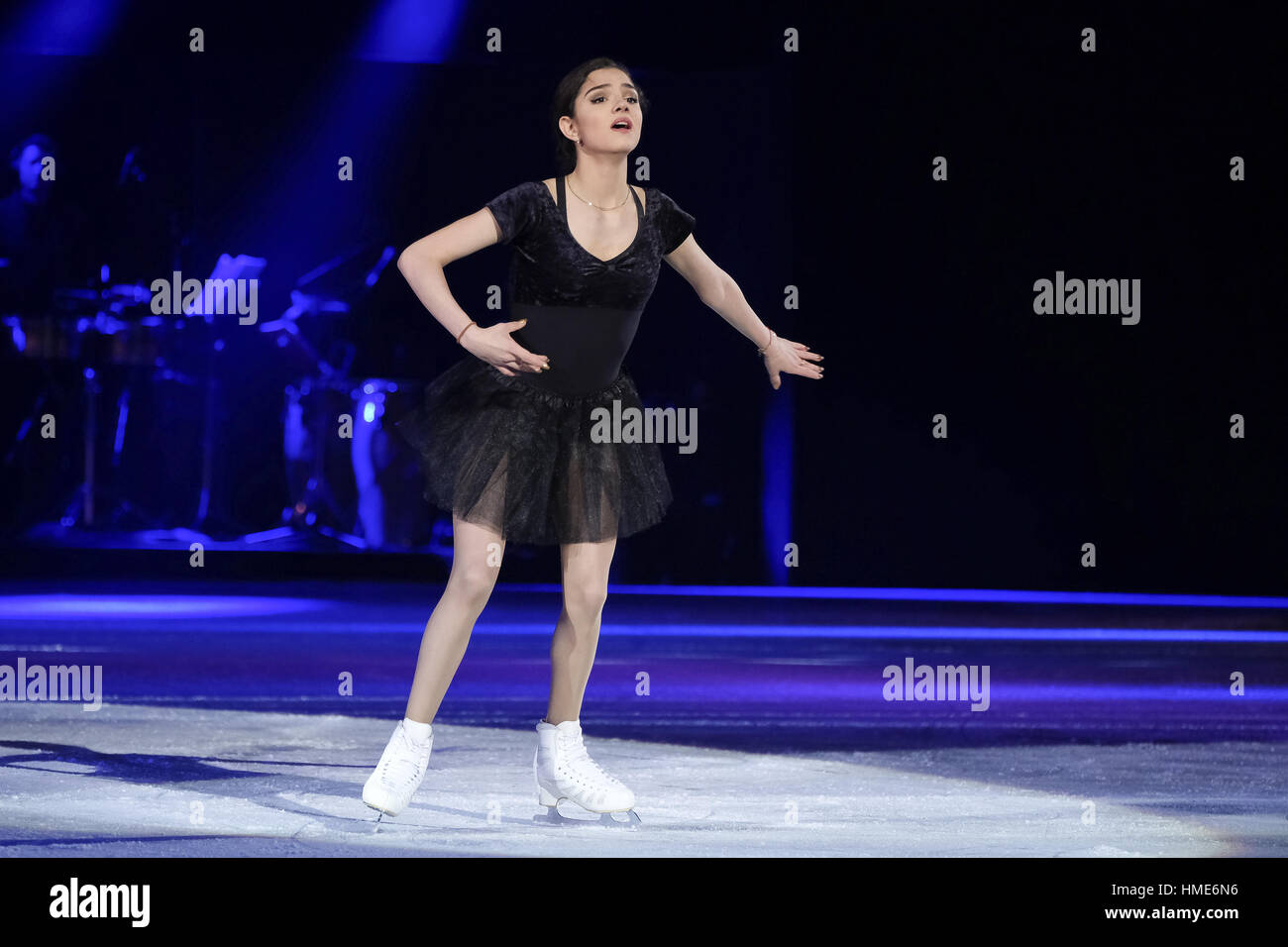 Les artistes interprètes ou exécutants participent à 'Revolution' sur la glace à Vista Alegre Palace à Madrid, Espagne comprend : Evgenia Medvedeva Où : Madrid, Espagne Quand : 01 Jan 2017 Crédit : Oscar Gonzalez/WENN.com Banque D'Images