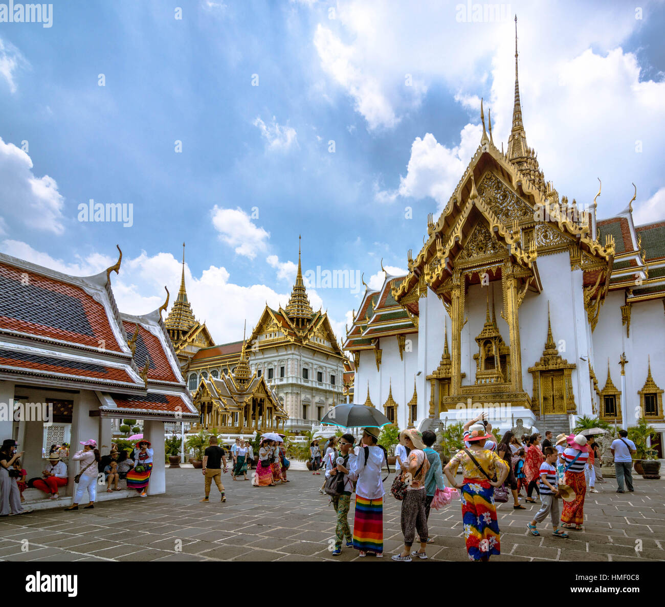 Phra Thinang Dusit Maha Prasat salle du trône, un idéal de l'architecture thaïlandaise, dans le Grand Palais à Bangkok (Thaïlande) Banque D'Images