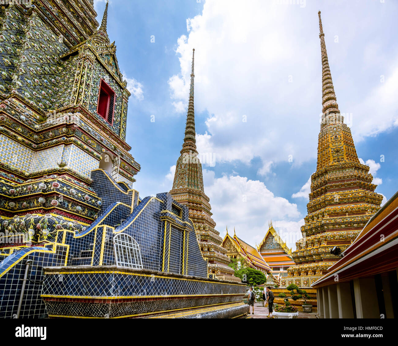 Chedi décoratifs (stupa) au Wat Pho, Bangkok (Thaïlande) Banque D'Images