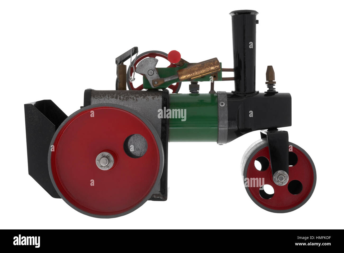Rouleau de traction à vapeur Mamod vieux jouet moteur sur fond blanc Photo  Stock - Alamy