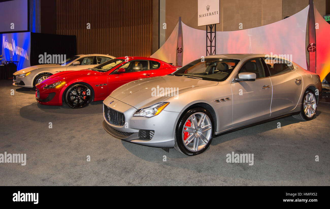 DETROIT, MI/USA - 12 janvier : la Maserati Ghibli - exposition, Granturismo Quattroporte, - à la galerie, le 12 janvier 2014. La Galerie est un événement spo Banque D'Images