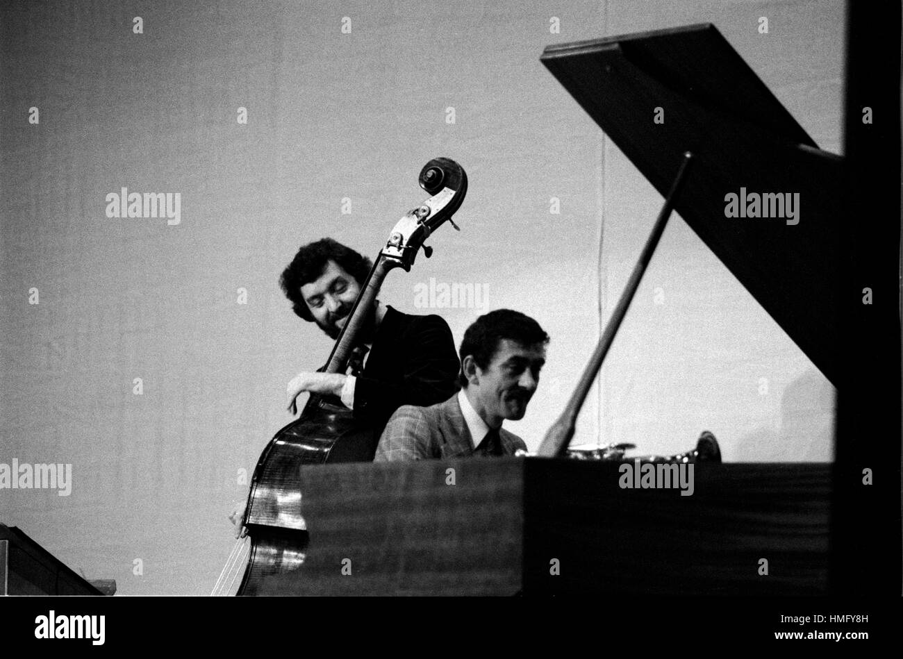 Dave Green, basse ; Mick Pyne, piano. Banque D'Images