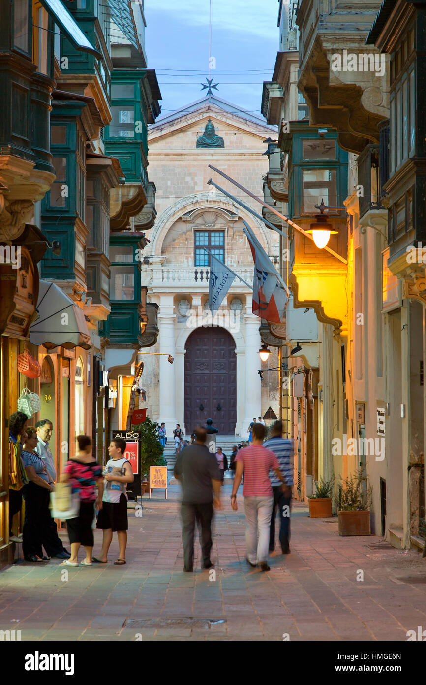 Malte, la rue principale de la Valette Banque D'Images