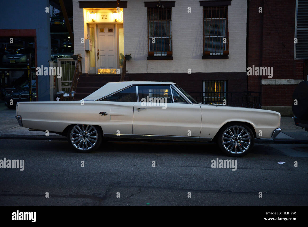 Vintage car dans la rue, Williamsburg, Brooklyn, New York City Banque D'Images