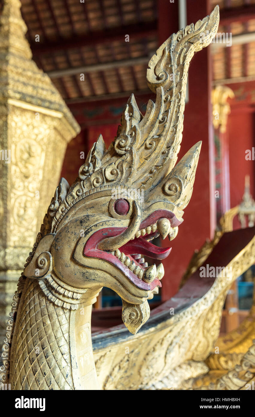 Détail de Naga, panier funéraire, Hohng Keh Mien, Wat Xieng Thong, Luang Prabang, Laos Banque D'Images