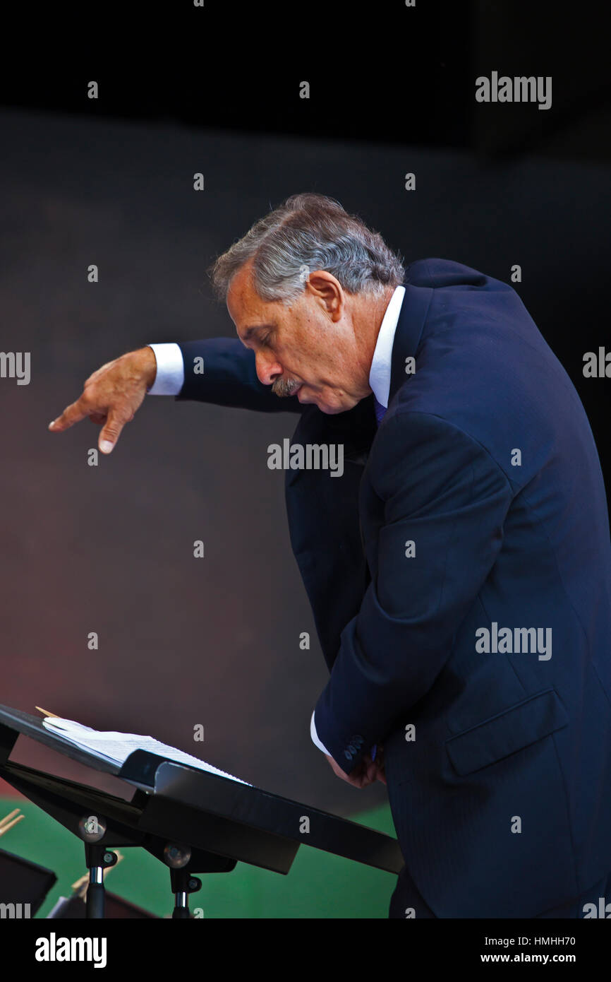 La prochaine génération Jazz Orchestra dirigé par Paul CANTOS AU 59ème festival de jazz de Monterey, Californie Banque D'Images