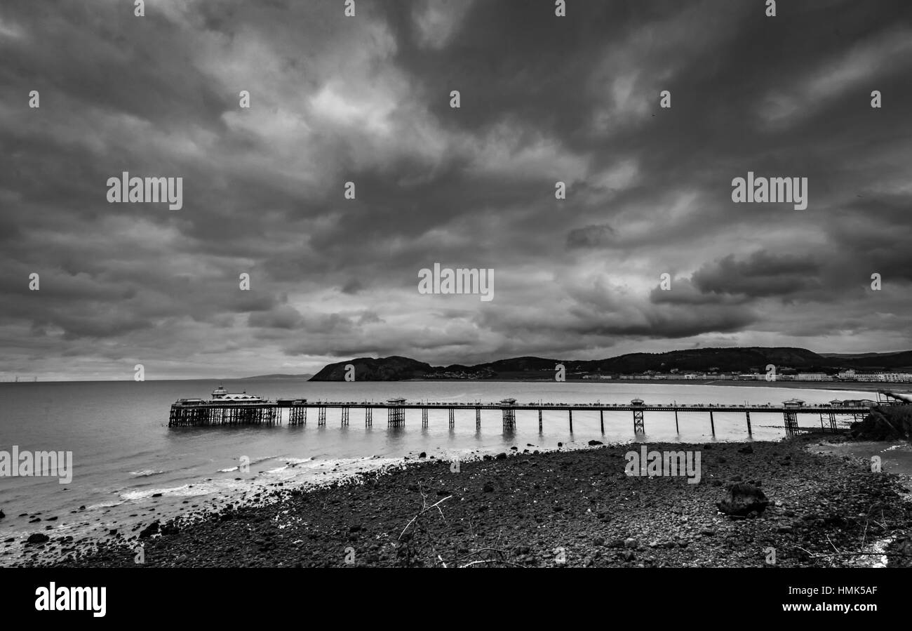 Llandudno est une station balnéaire, la ville et la communauté dans l'arrondissement du comté de Conwy, Pays de Galles, situé sur la péninsule d'Creuddyn qui fait saillie dans la mer d'Irlande Banque D'Images